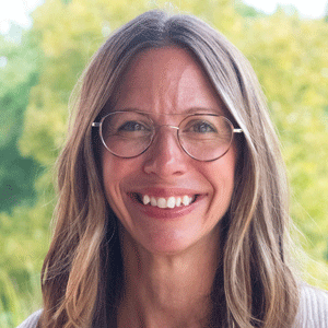 Headshot of Jennifer Pastrone